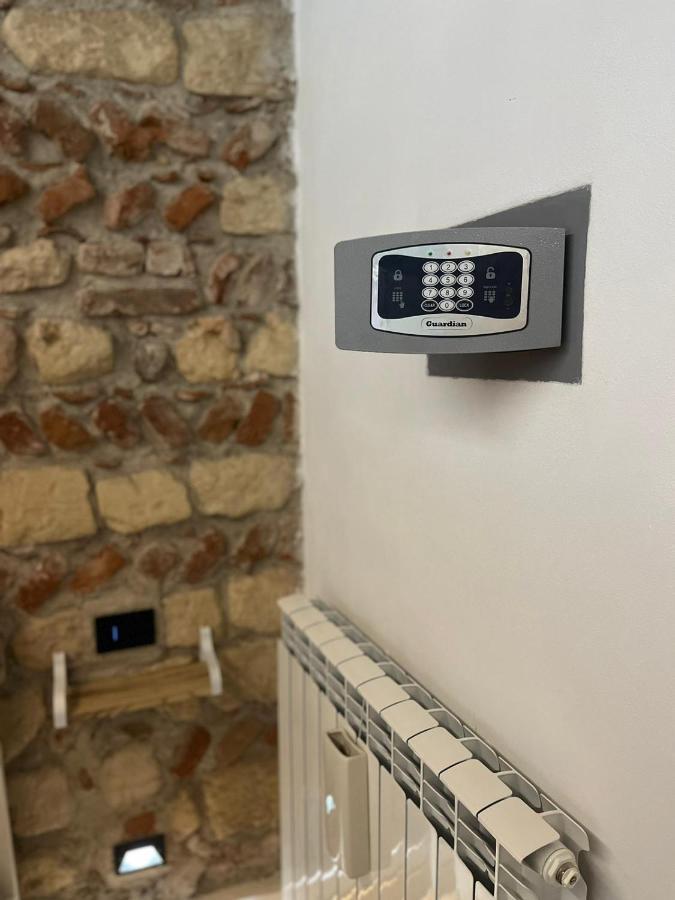 ורונה Teodorico Room & Apartment מראה חיצוני תמונה